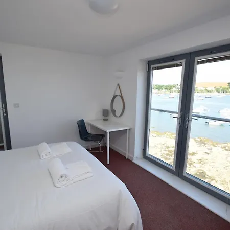 Montezuma House - Harbour-side Falmouth