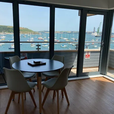 Apartment Montezuma House - Harbour-side Falmouth